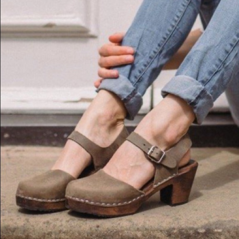 Lotta’s Clogs